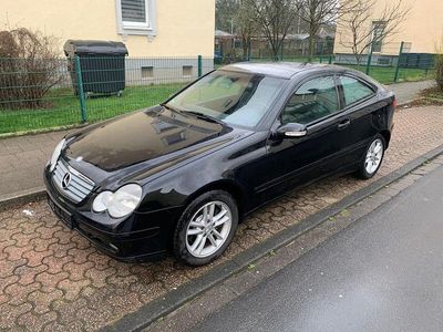 Schwarz Gebraucht 2002 Mercedes C230 Coupé | 3.490 €