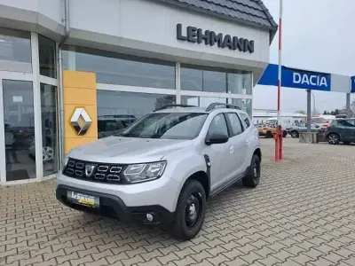 Używany Dacia Duster Comfort 109 KM (80 kW) 2018 Srebrny SUV