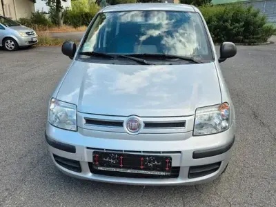 Gebraucht Fiat Panda 60 PS (44 kW) 2010 Grau Kleinwagen