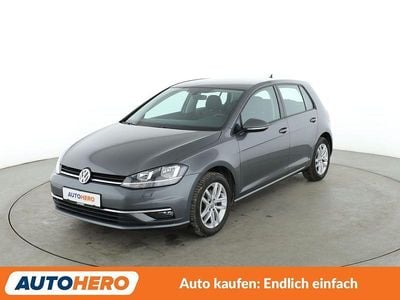 Gebraucht VW Golf VII Comfortline 116 PS (85 kW) 2019 Grau Limousine