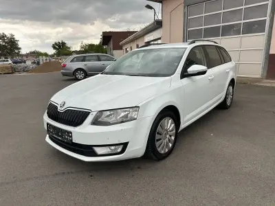 Gebraucht Skoda Octavia Ambition 150 PS (110 kW) 2015 Weiß Kombi