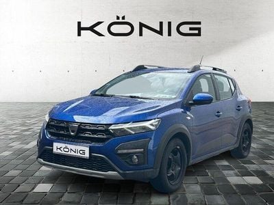 Begagnad Dacia Sandero Comfort 91 HK (66 kW) 2021 Blå Sedan