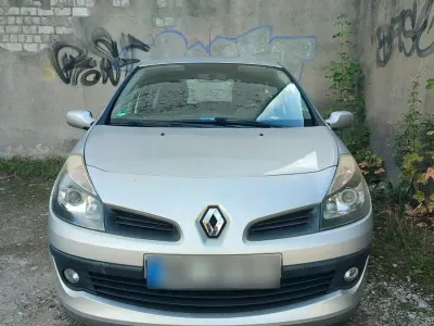 Gebraucht Renault Clio 75 PS (55 kW) 2007 Grau Kleinwagen