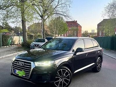 Second-hand Audi Q7 S-Line 218 CP (160 kW) 2018 Negru SUV