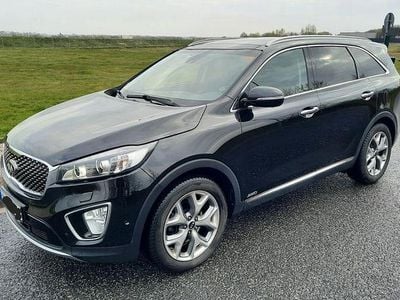 Second-hand Kia Sorento Platinum 200 CP (147 kW) 2016 Negru SUV