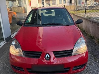Gebraucht Renault Clio II 75 PS (55 kW) 2006 Rot Kleinwagen