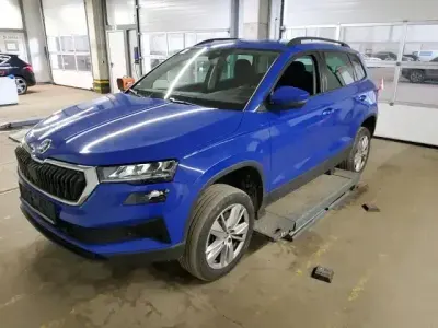 Gebraucht Skoda Karoq Selection 150 PS (110 kW) 2024 Blau SUV