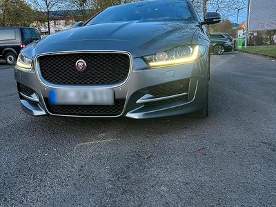 Gebraucht Jaguar XE 180 PS (132 kW) 2016 Grau Limousine