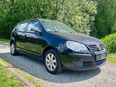 Używany VW Polo Trendline 54 KM (39 kW) 2005 Czarny Hatchback