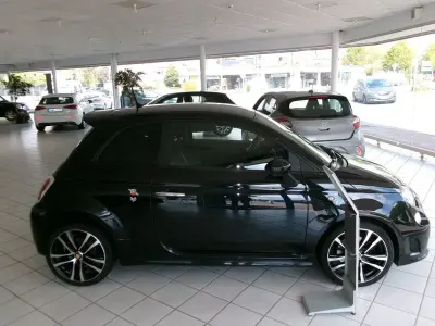 Gebraucht Abarth 595 140 PS (102 kW) 2016 Schwarz Kleinwagen