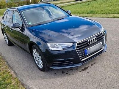 Usata Audi A4 150 CV (110 kW) 2016 Blu Station wagon