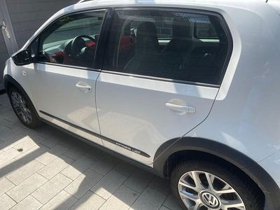 VW cross up!