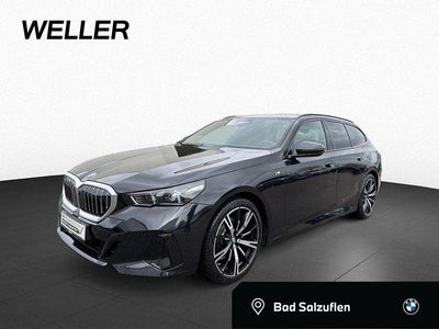 Gebraucht BMW 520 Comfort Edition 197 PS (144 kW) 2025 Black sapphire (schwarz) Kombi