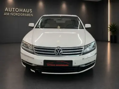 Gebraucht VW Phaeton 239 PS (175 kW) 2011 Weiß Limousine
