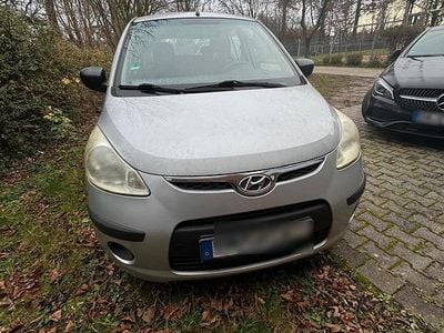 Gebraucht Hyundai i10 67 PS (49 kW) 2009 Silber Kleinwagen