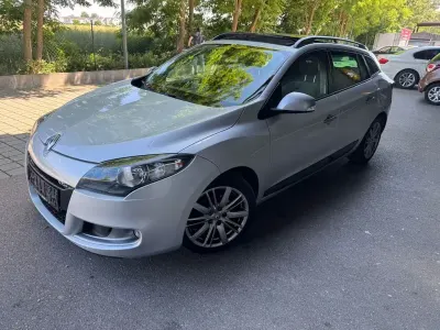 Gebraucht Renault Mégane GT Line Dynamique 131 PS (96 kW) 2011 Grau Limousine