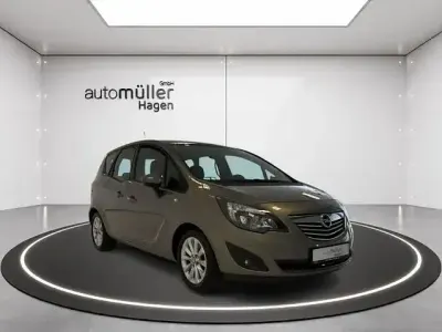 Usata Opel Meriva 140 CV (102 kW) 2013 Marrone Monovolume