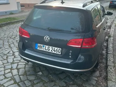 Gebraucht VW Passat 143 PS (105 kW) 2012 Schwarz Kombi
