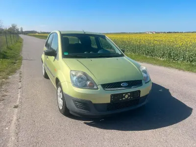 Gebraucht Ford Fiesta 60 PS (44 kW) 2006 Grün Kleinwagen
