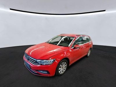 Gebraucht VW Passat Business 122 PS (89 kW) 2023 Rot Kombi