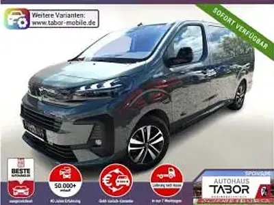 Neu Peugeot Traveller 177 PS (130 kW) 2026 Grün (kapari grün metallic) Van / Kleinbus