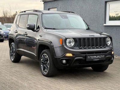 Grau Gebraucht 2017 Jeep Renegade Trailhawk SUV | 14.950 € (Fairer Preis)