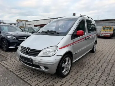 Gebraucht Mercedes Vaneo 143 PS (105 kW) 2002 Silber Van / Kleinbus