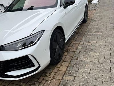 Weiß Gebraucht 2024 VW Passat R-line Kombi | 34.500 € (Superpreis)
