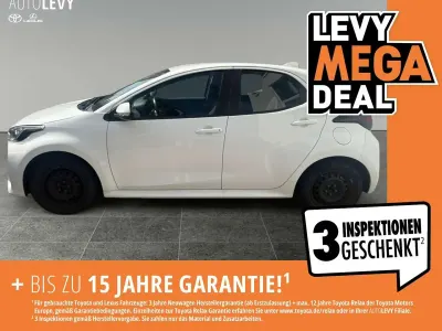 Gebraucht Toyota Yaris Business Edition 116 PS (85 kW) 2022 Weiß Kleinwagen