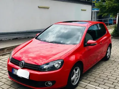 Gebraucht VW Golf VI 110 PS (80 kW) 2009 Rot Coupé