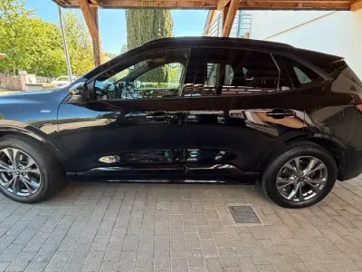 Gebraucht Ford Kuga ST-Line 150 PS (110 kW) 2022 Schwarz SUV