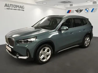 Gebraucht BMW iX1 xLine 67 kW (92 PS) 2025 Grün SUV