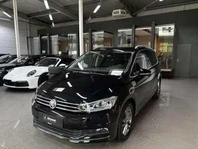 Gebraucht VW Touran Highline 150 PS (110 kW) 2019 Schwarz Van / Kleinbus