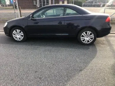 Gebraucht VW Eos 150 PS (110 kW) 2006 Blau Cabrio
