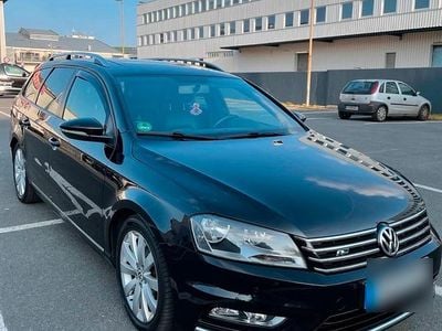 Second-hand VW Passat R-line 177 CP (130 kW) 2014 Negru Break