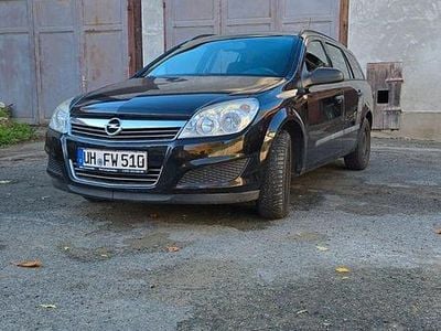 Schwarz Gebraucht 2009 Opel Astra Kombi | 1.500 € (Guter Preis)