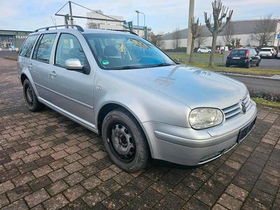 Silber Gebraucht 2002 VW Golf IV Kombi | 2.000 € (Etwas zu teuer)