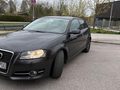 Second-hand Audi A3 125 CP (91 kW) 2010 Albastru Hatchback