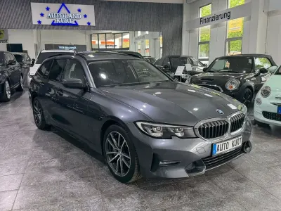 Używany BMW 330 Sport Line 265 KM (194 kW) 2019 Szary Sedan/Limuzyna
