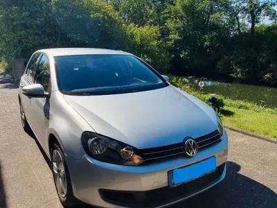Używany VW Golf VI Comfortline 80 KM (58 kW) 2009 Srebrny Hatchback