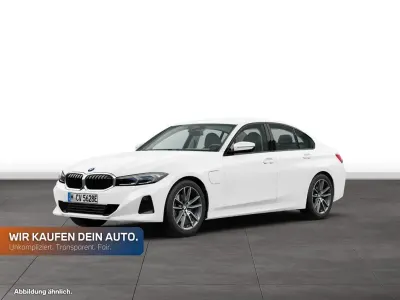 Brugt BMW 330e Comfort Edition 292 HK (214 kW) 2025 Hvid Sedan