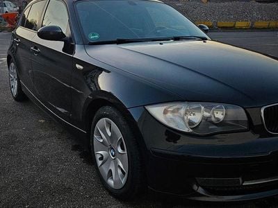 Gebraucht BMW 118 Sport Line 143 PS (105 kW) 2007 Schwarz Kleinwagen