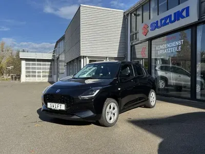 Gebraucht Suzuki Swift Comfort 83 PS (61 kW) 2025 Super black pearl metallic Kleinwagen