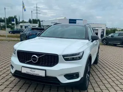 Gebraucht Volvo XC40 R-Design 190 PS (139 kW) 2019 Weiß SUV