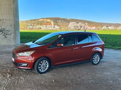 Gebraucht Ford Grand C-Max Titanium 150 PS (110 kW) 2017 Rot Van / Kleinbus