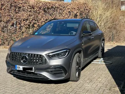 Gebraucht Mercedes GLA45 AMG AMG 421 PS (309 kW) 2023 Grau SUV