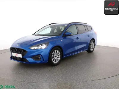 Gebraucht Ford Focus ST-Line 120 PS (88 kW) 2020 Dynamicblau Kombi