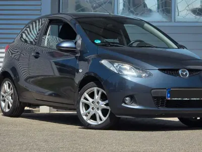 Gebraucht Mazda 2 Inclusive 86 PS (63 kW) 2009 Grau Kleinwagen