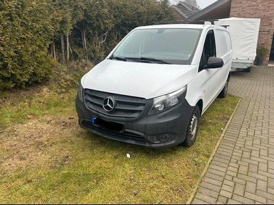 Gebraucht Mercedes Vito 114 PS (83 kW) 2017 Weiß Van