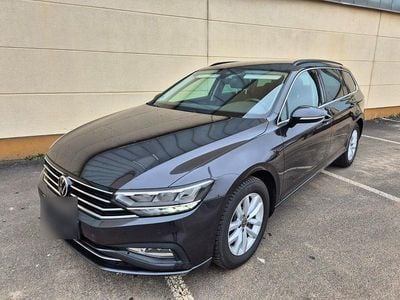 Gebraucht VW Passat Business 150 PS (110 kW) 2020 Grau Kombi